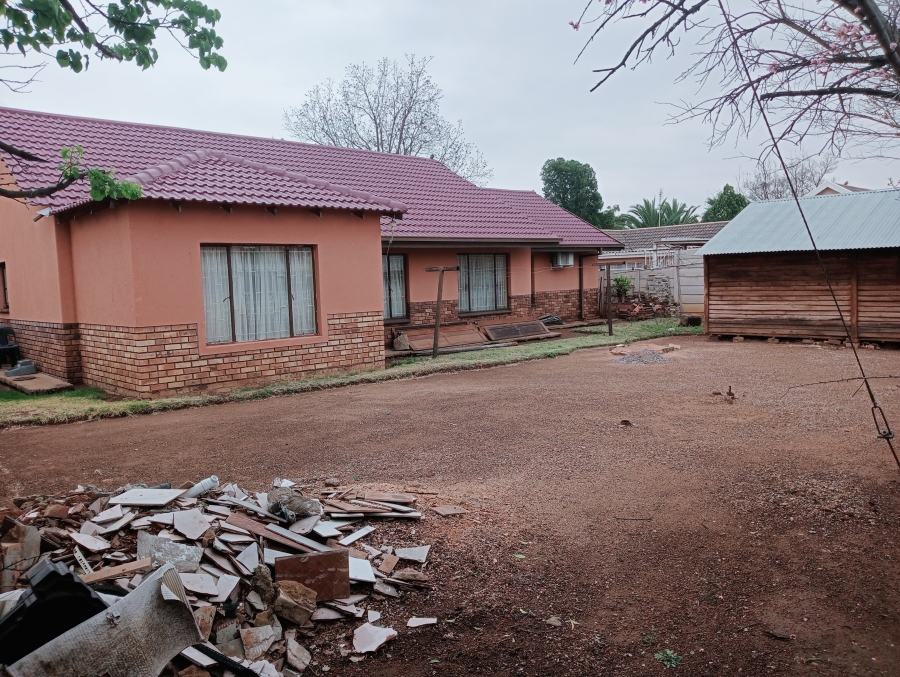 3 Bedroom Property for Sale in Ellaton North West